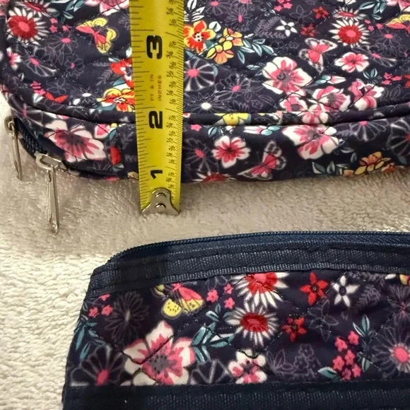 Floral Quilted Cosmetic Bag and Coin Pouch Set - Picture 5 of 8